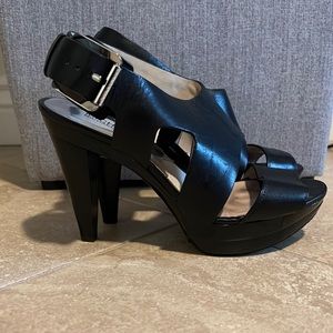 Michael Michael Kors women heel size 8.5